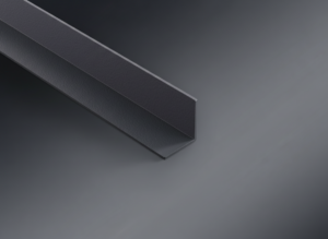 L-Profil | 4CM x 4CM: L-Profil 40 x 40 mm aus stranggepresstem Aluminium als Abschluss und Verkleidung, Original-Bauteil aus unserem.
